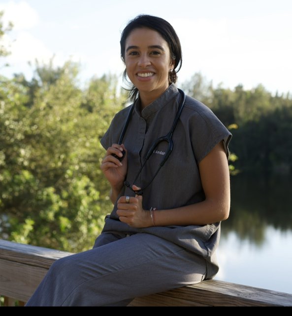 Victoria E. Andarcia